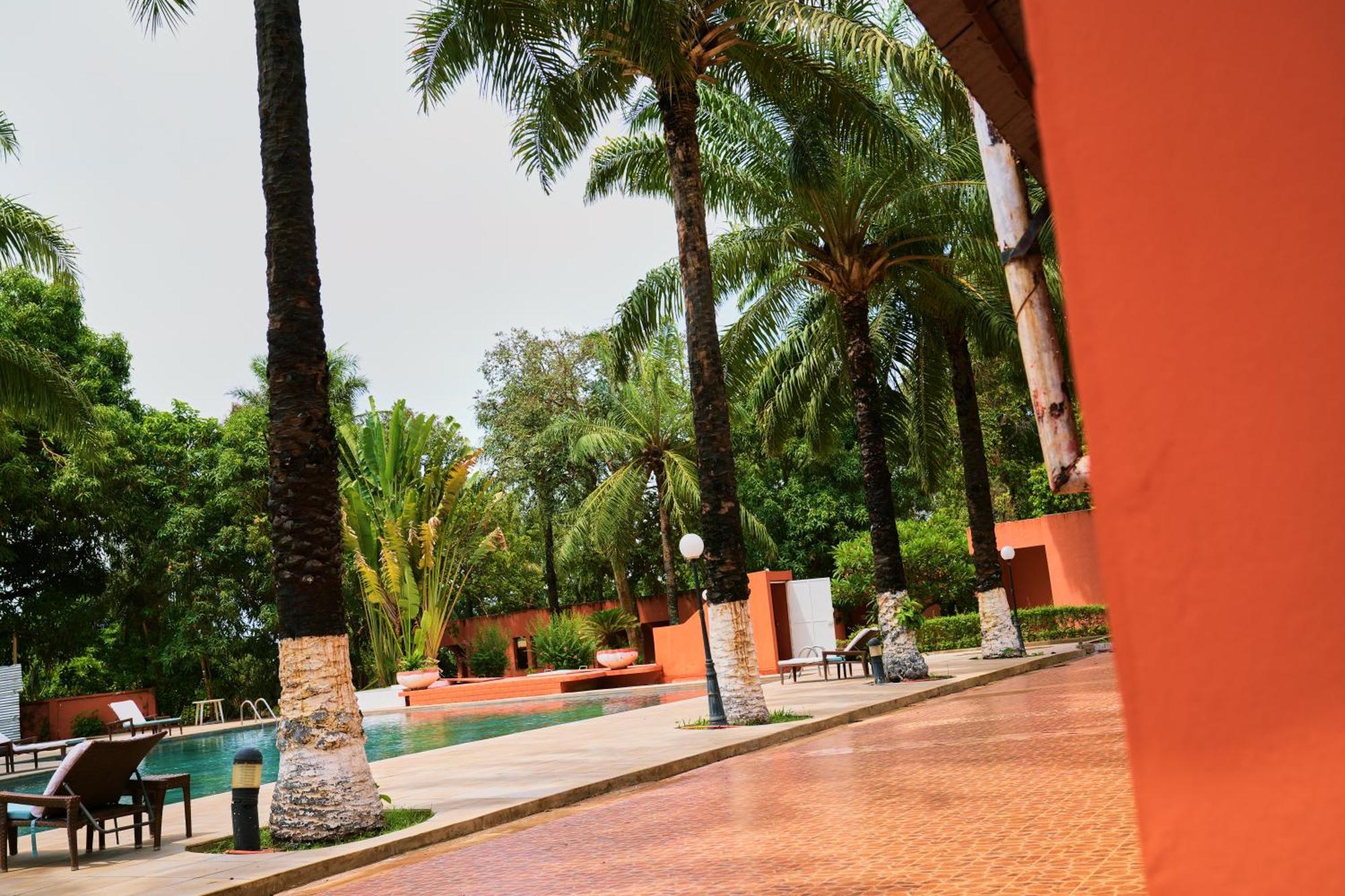Dunia Hotel Bissau Dış mekan fotoğraf