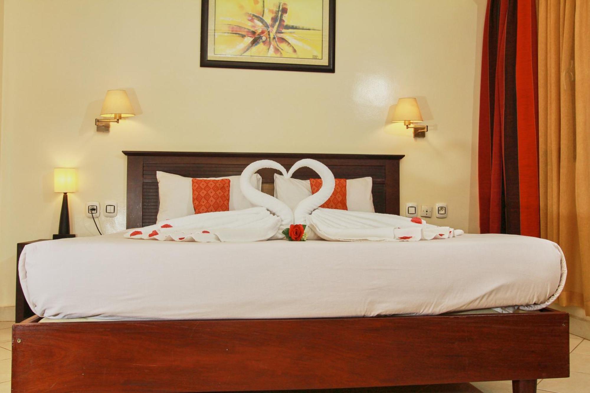 Dunia Hotel Bissau Dış mekan fotoğraf