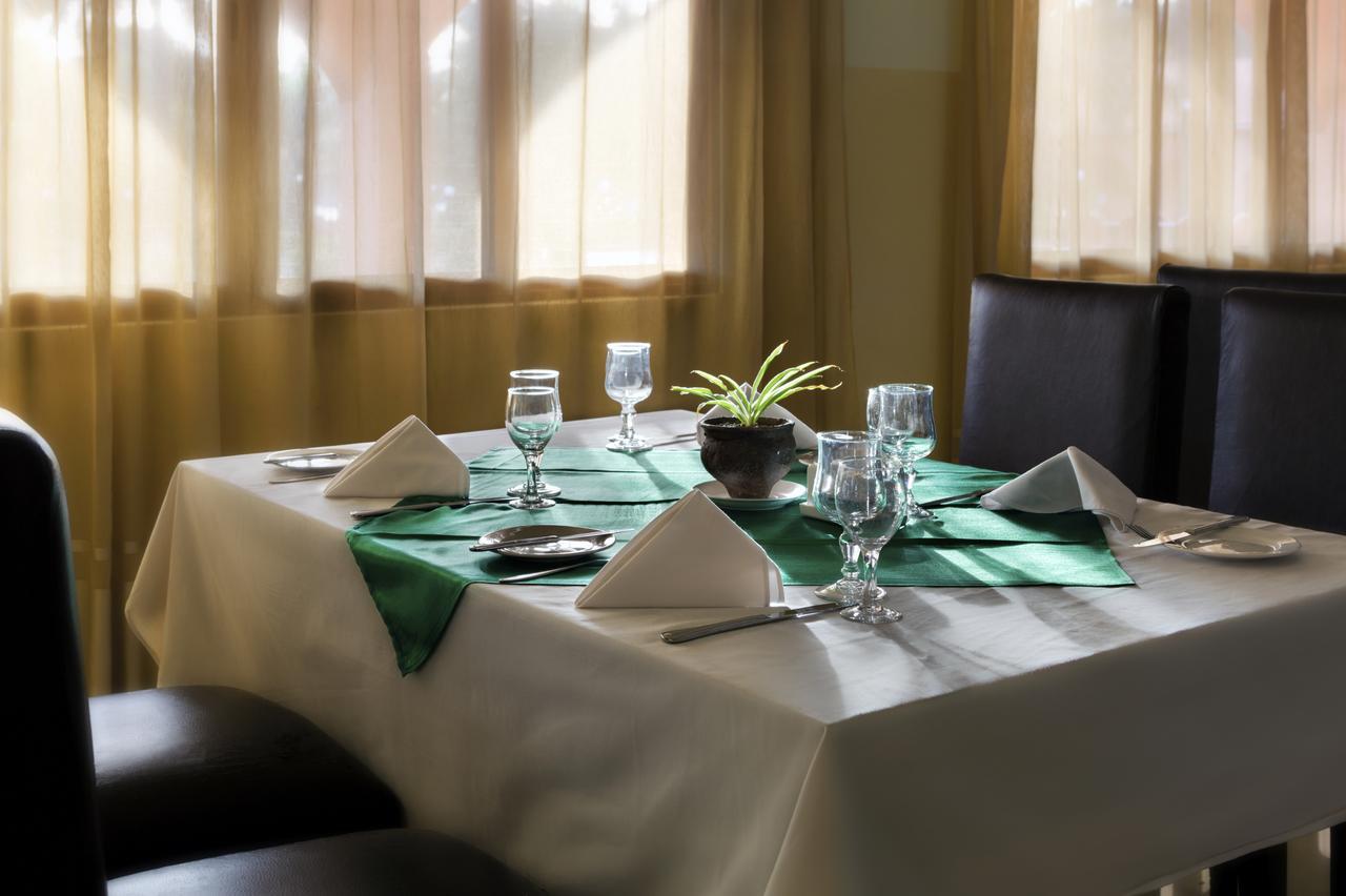 Dunia Hotel Bissau Dış mekan fotoğraf